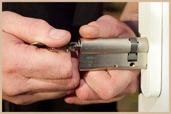 Elite Locksmith Services Temple Hills, MD 301-723-7102 Elite Locksmith Services Temple Hills, MD 301-723-7102 - 1-locksmiths