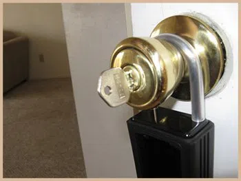 Elite Locksmith Services Temple Hills, MD 301-723-7102 Elite Locksmith Services Temple Hills, MD 301-723-7102 - 3-locksmith-key-service